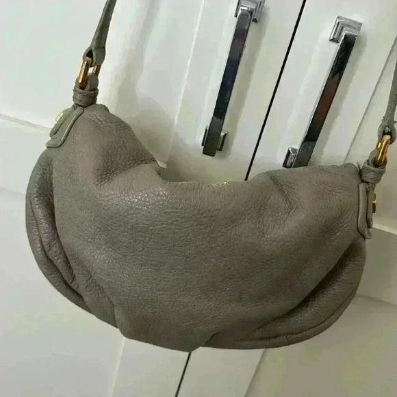 Marc by Marc Jacob’s medium size tan/beige crossbody - Picture 9 of 11